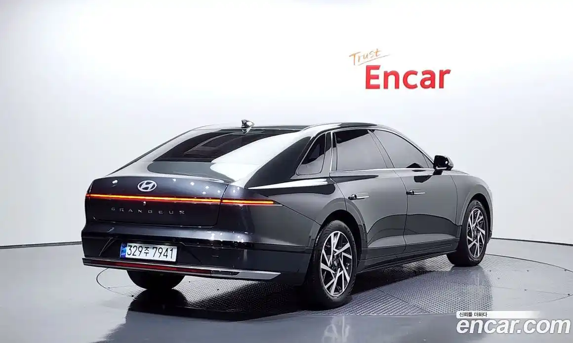 Hyundai Grandeur 2023 3.5 Автомат в Москве № 108716, фото 15