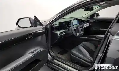 Hyundai Grandeur 2023 3.5 Автомат в Москве № 108716, миниатюра 2
