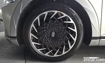 Hyundai Ioniq 5 2022 0.1 Автомат в Москве № 111740, миниатюра 7