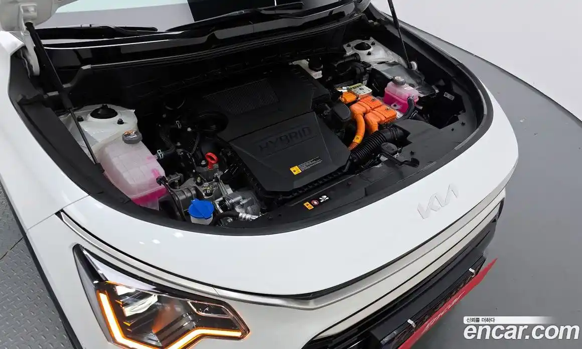 Kia Niro 2025 1.6 Автомат в Москве № 114861, фото 8