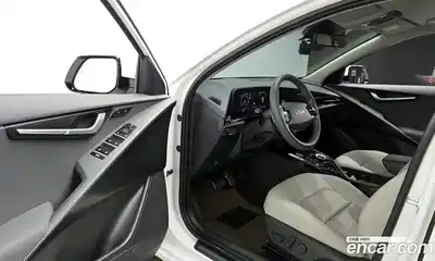 Kia Niro 2025 1.6 Автомат в Москве № 114861, миниатюра 10