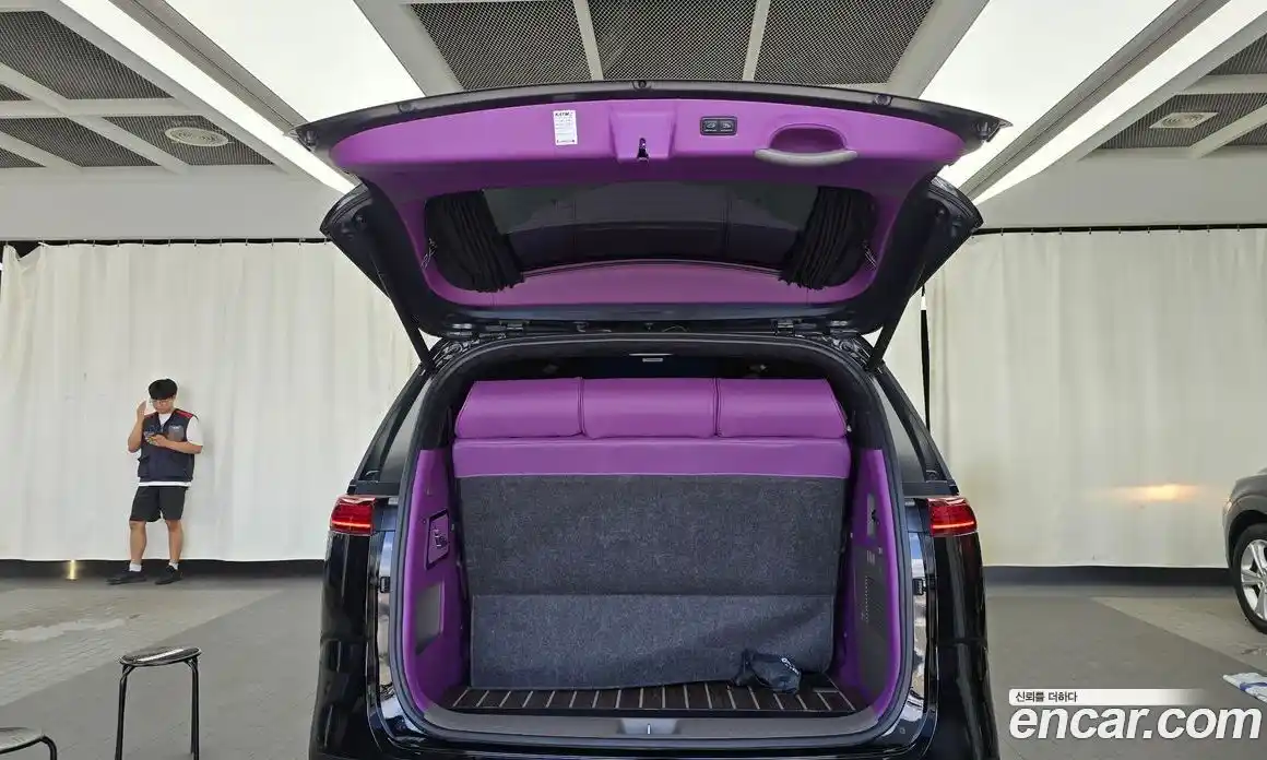 Kia Canival 2023 2.2 Автомат в Москве № 121009, фото 12