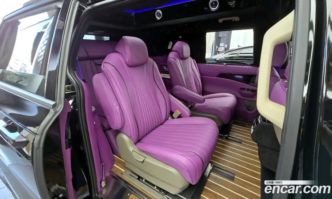 Kia Canival 2023 2.2 Автомат в Москве № 121009, фото 20