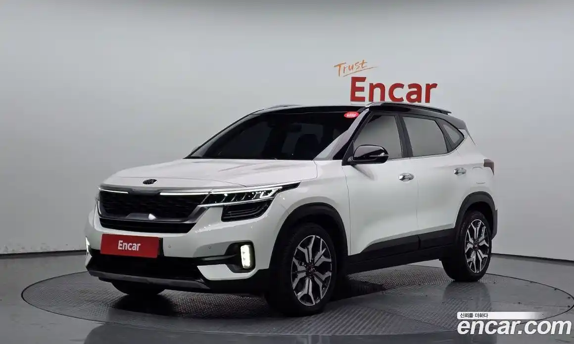 Kia Seltos 2020 1.6 Автомат в Москве № 121057, фото 11