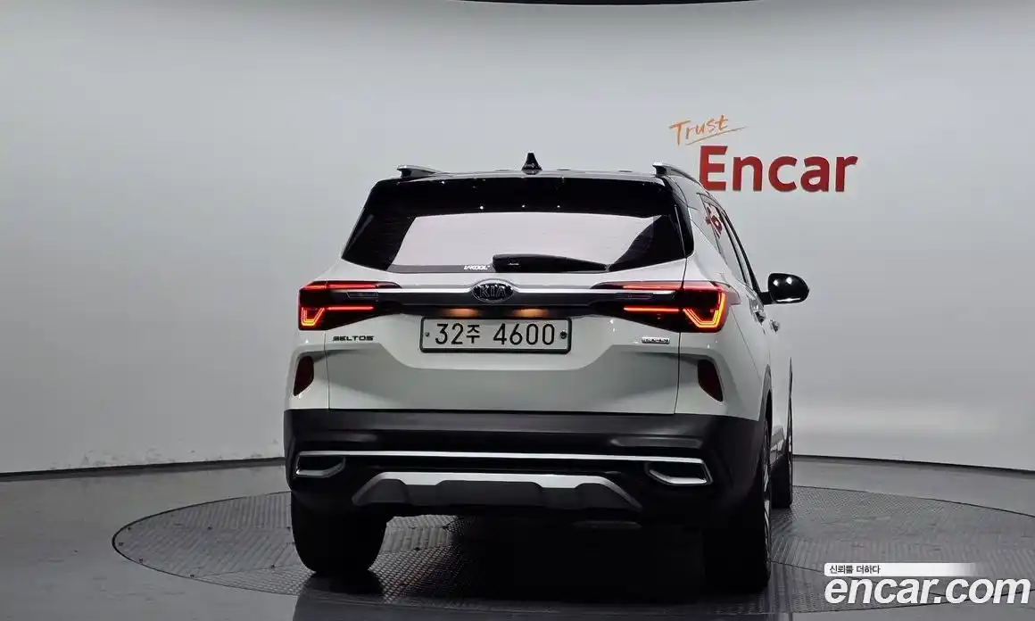 Kia Seltos 2020 1.6 Автомат в Москве № 121057, фото 16