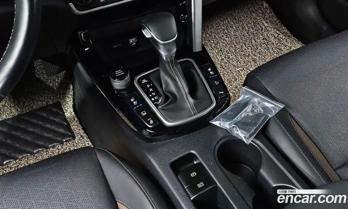 Kia Seltos 2020 1.6 Автомат в Москве № 121057, фото 19