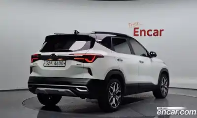 Kia Seltos 2020 1.6 Автомат в Москве № 121057, миниатюра 3