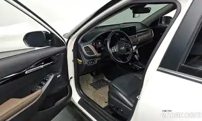 Kia Seltos 2020 1.6 Автомат в Москве № 121057, миниатюра 4