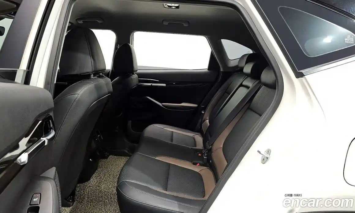 Kia Seltos 2020 1.6 Автомат в Москве № 121057, фото 7