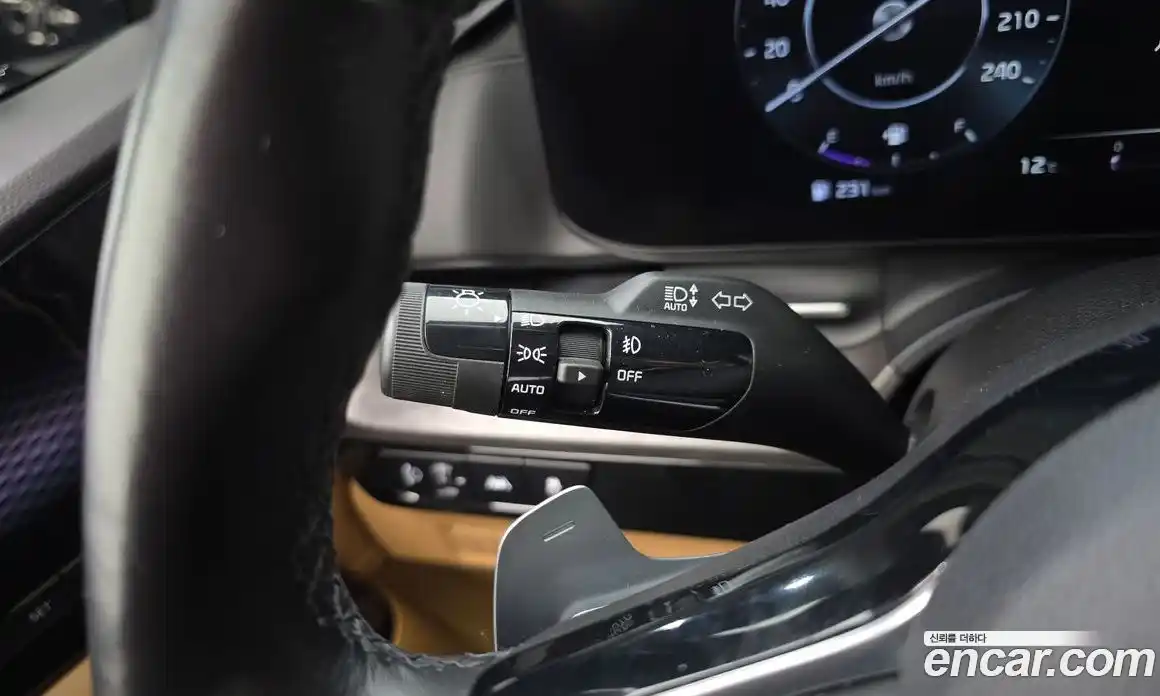 Kia Canival 2023 3.5 Автомат в Москве № 121435, фото 16