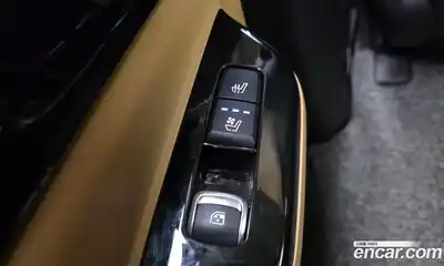 Kia Canival 2023 3.5 Автомат в Москве № 121435, миниатюра 5