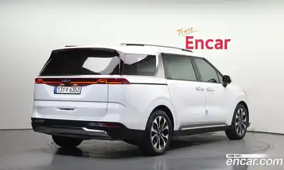 Kia Canival 2023 3.5 Автомат в Москве № 121435, миниатюра 10