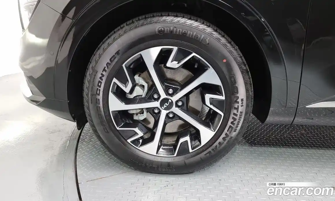 Kia Sportage 2023 1.6 Автомат в Москве № 121695, фото 5