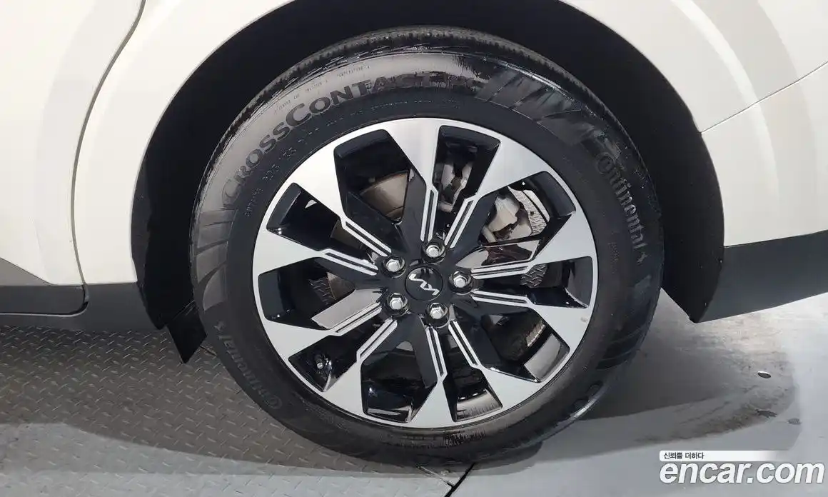 Kia Canival 2023 3.5 Автомат в Москве № 12240, фото 5