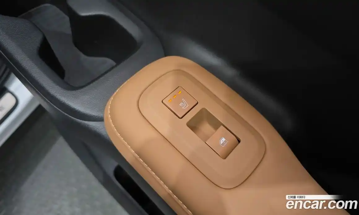 Hyundai Santa Fe 2024 1.6 Автомат в Москве № 126627, фото 13