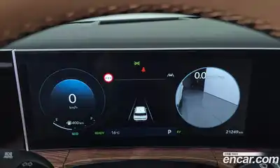 Hyundai Santa Fe 2024 1.6 Автомат в Москве № 126627, миниатюра 2