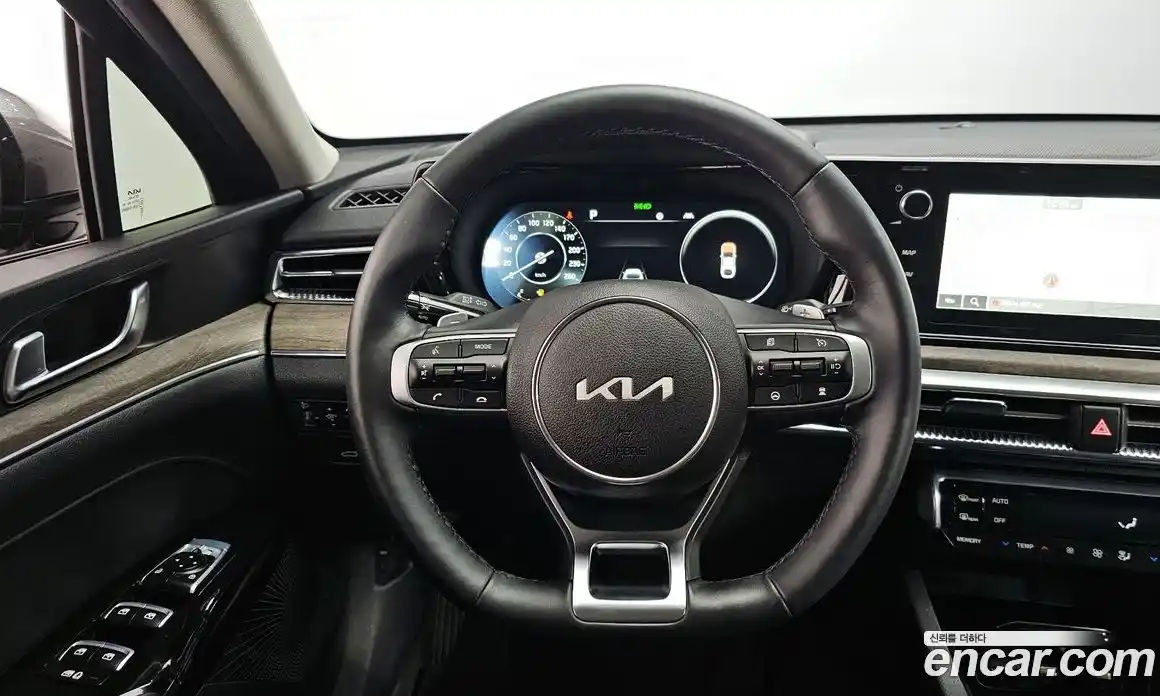 Kia K5 2023 1.6 Автомат в Москве № 128558, фото 11