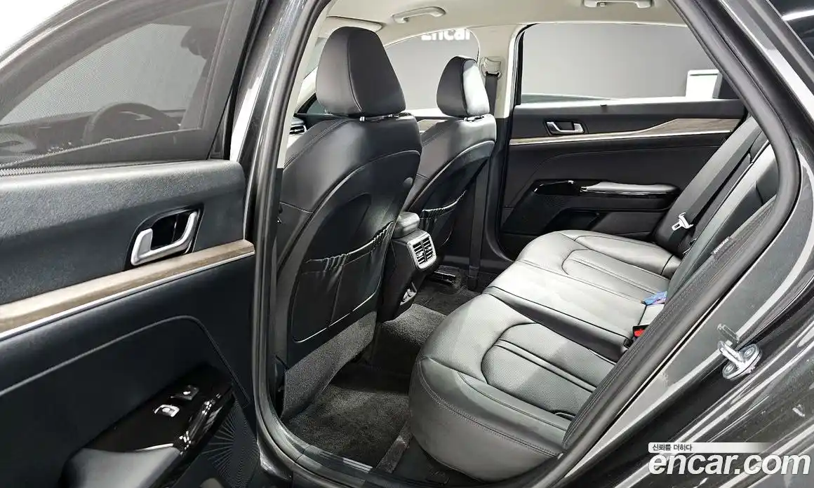 Kia K5 2023 1.6 Автомат в Москве № 128558, фото 4