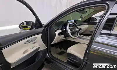 Genesis GV70 2021 2.2 Автомат в Москве № 129086, миниатюра 4