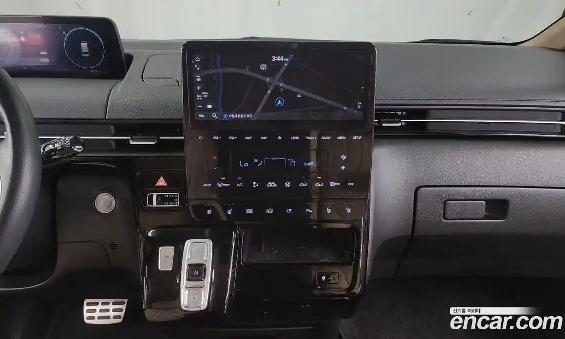 Hyundai Staria 2022 2.2 Автомат в Москве № 130035, фото 14