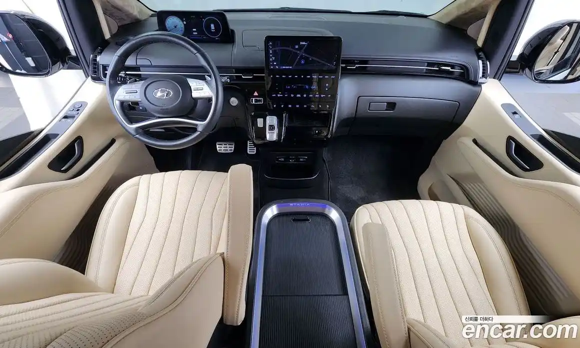 Hyundai Staria 2022 2.2 Автомат в Москве № 130035, фото 7