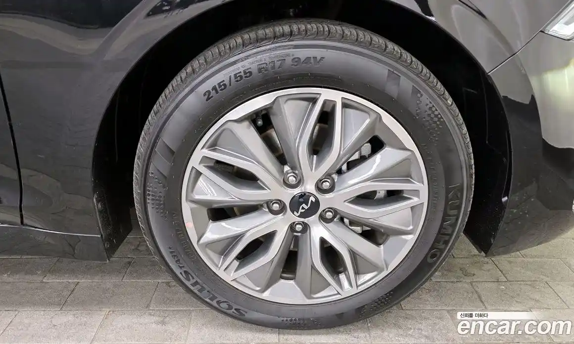 Kia K5 2023 2.0 Автомат в Москве № 131543, фото 3