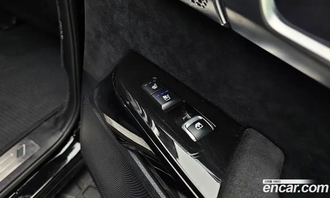 Kia Mohave 2023 3.0 Автомат в Москве № 132104, фото 15