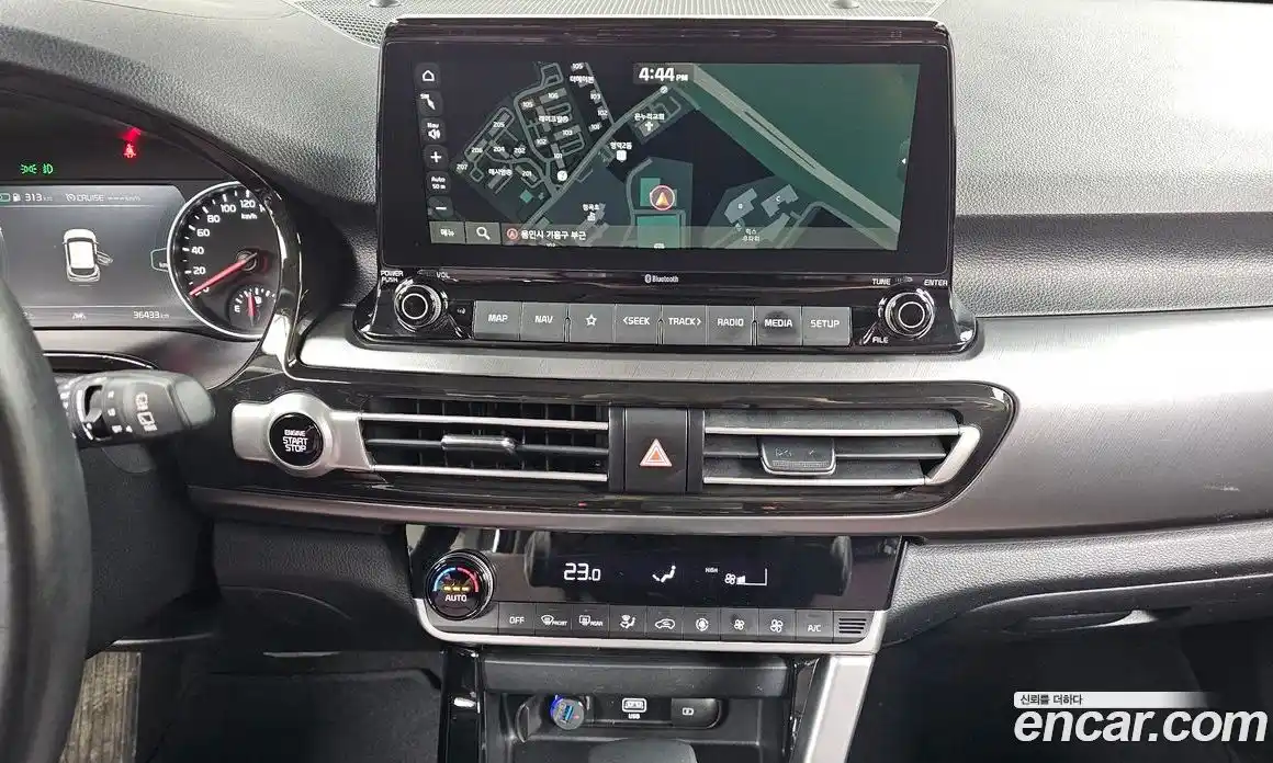 Kia Seltos 2023 1.6 Автомат в Москве № 133172, фото 20