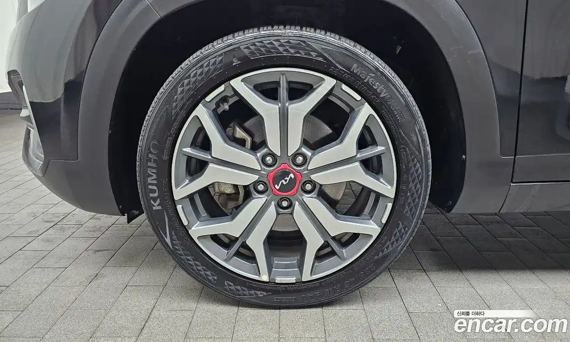 Kia Seltos 2023 1.6 Автомат в Москве № 133172, фото 5