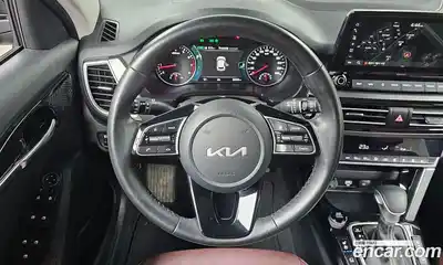 Kia Seltos 2023 1.6 Автомат в Москве № 133172, миниатюра 7