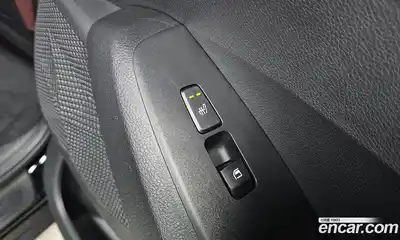 Kia Seltos 2023 1.6 Автомат в Москве № 133172, миниатюра 9