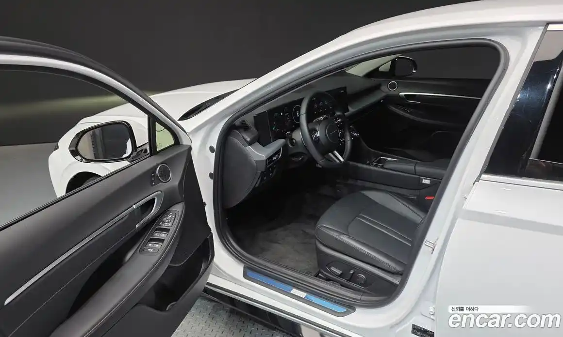 Hyundai Sonata 2025 1.6 Автомат в Москве № 134240, фото 19