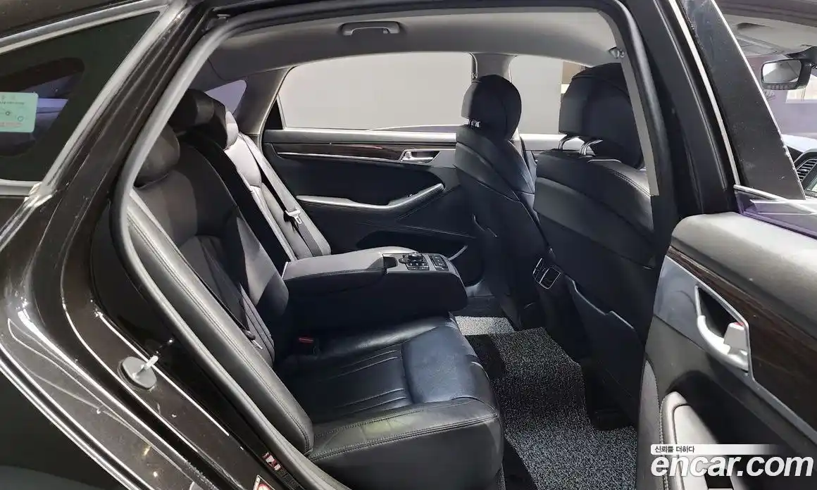 Genesis G80 2018 3.3 Автомат в Москве № 135457, фото 12