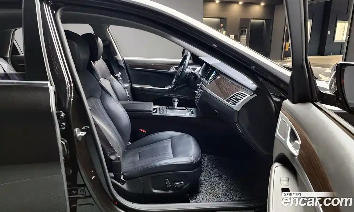 Genesis G80 2018 3.3 Автомат в Москве № 135457, фото 13