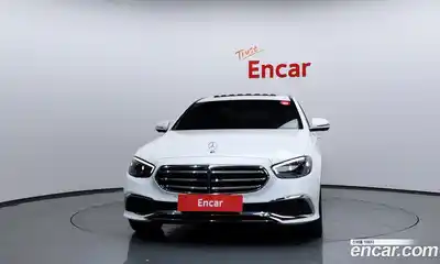 Mercedes-Benz E-Class, 2022