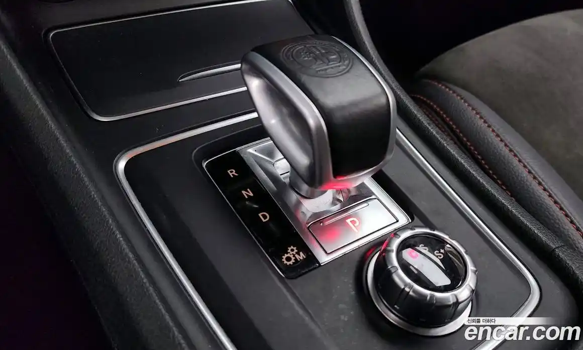 Mercedes-Benz GLA-Class 2019 2.0 Автомат в Москве № 143082, фото 13