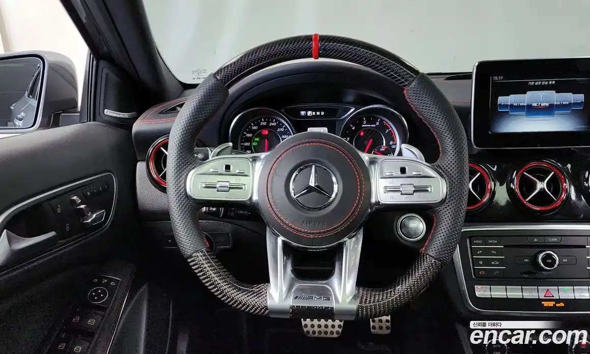 Mercedes-Benz GLA-Class 2019 2.0 Автомат в Москве № 143082, фото 5