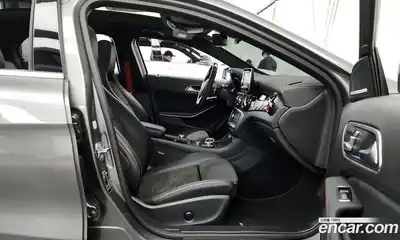 Mercedes-Benz GLA-Class 2019 2.0 Автомат в Москве № 143082, миниатюра 9