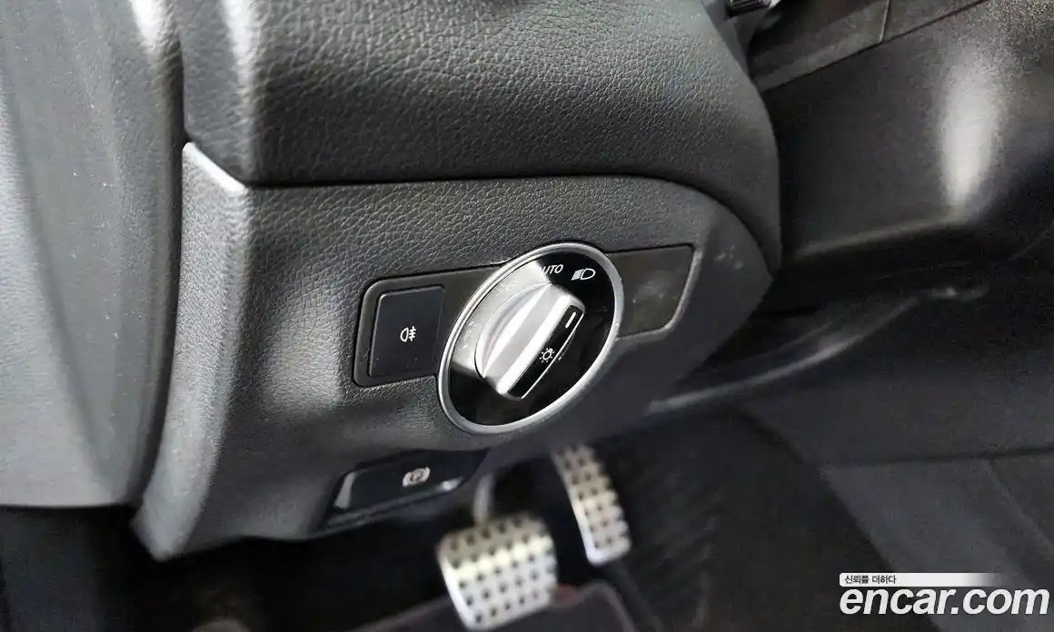 Mercedes-Benz GLA-Class 2019 2.0 Автомат в Москве № 143082, фото 10