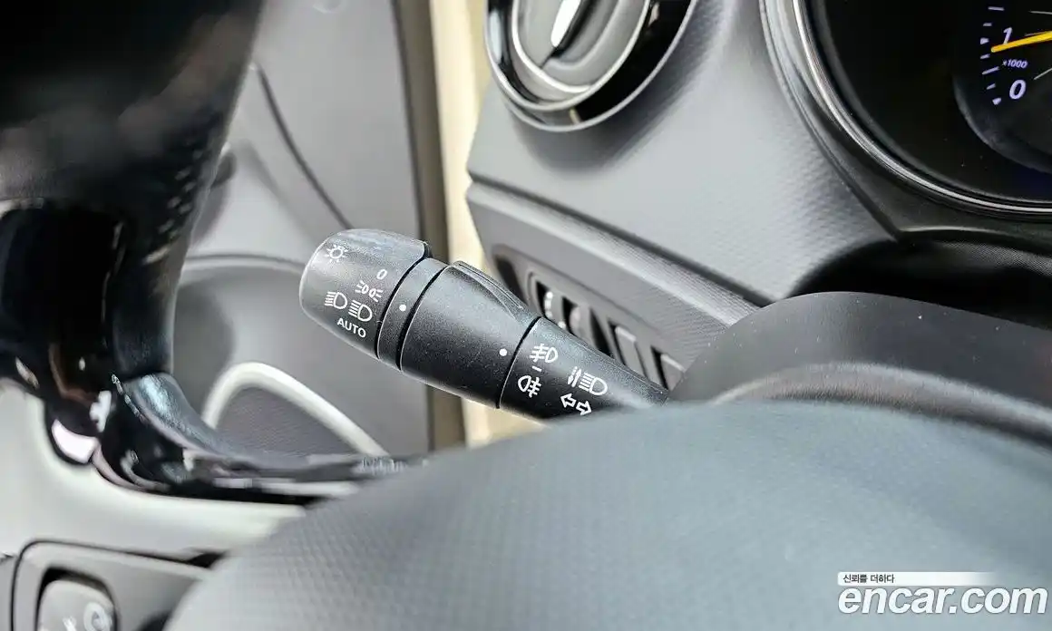 Renault QM3 2015 1.5 Автомат в Москве № 148517, фото 12