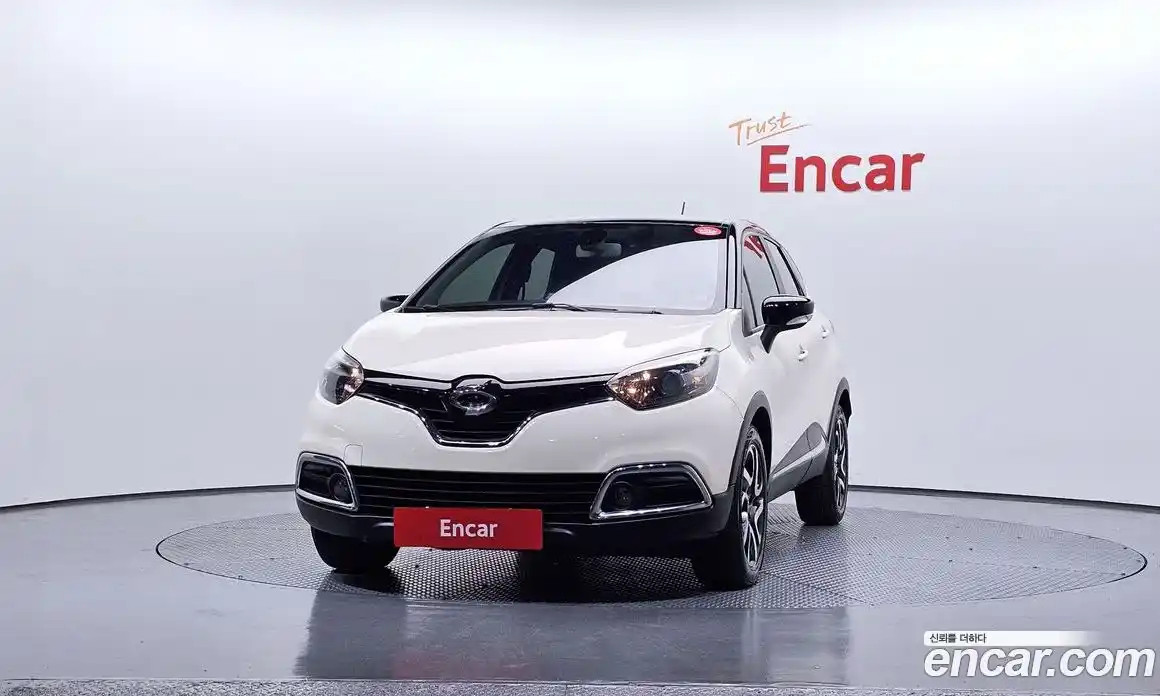 Renault QM3 2015 1.5 Автомат в Москве № 148517, фото 16