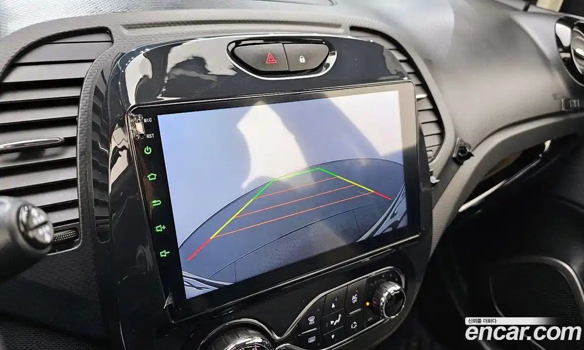 Renault QM3 2015 1.5 Автомат в Москве № 148517, фото 17