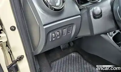 Renault QM3 2015 1.5 Автомат в Москве № 148517, миниатюра 7