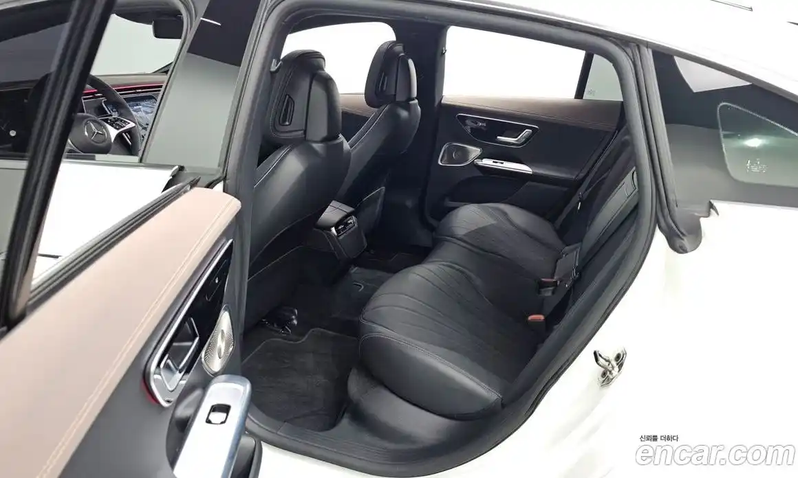 Mercedes-Benz EQE 2023 0.3 Автомат в Москве № 149063, фото 11