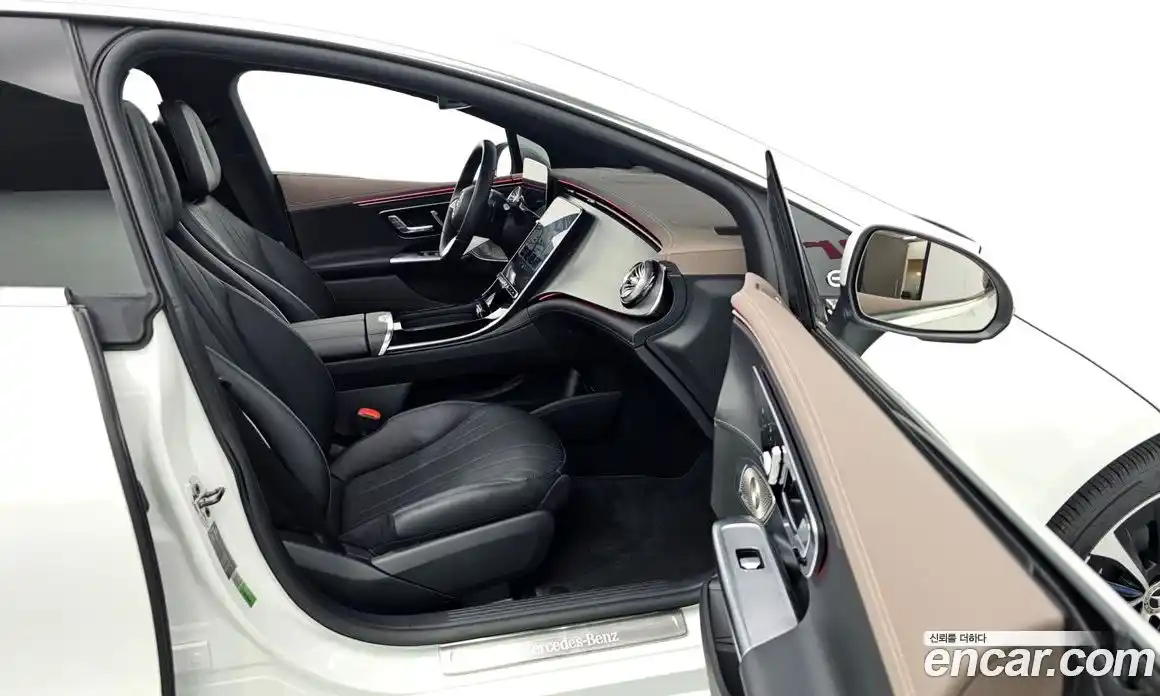 Mercedes-Benz EQE 2023 0.3 Автомат в Москве № 149063, фото 16