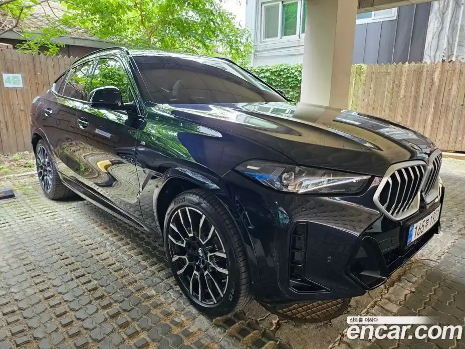 BMW X6 2025 3.0 Автомат в Москве № 153153, фото 1