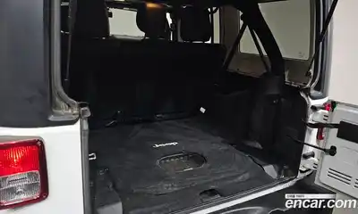 Jeep Wrangler 2016 3.6 Автомат в Москве № 153313, миниатюра 9