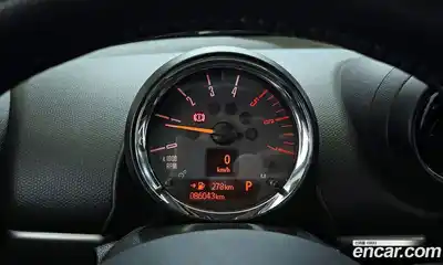 Mini Countryman, 2016