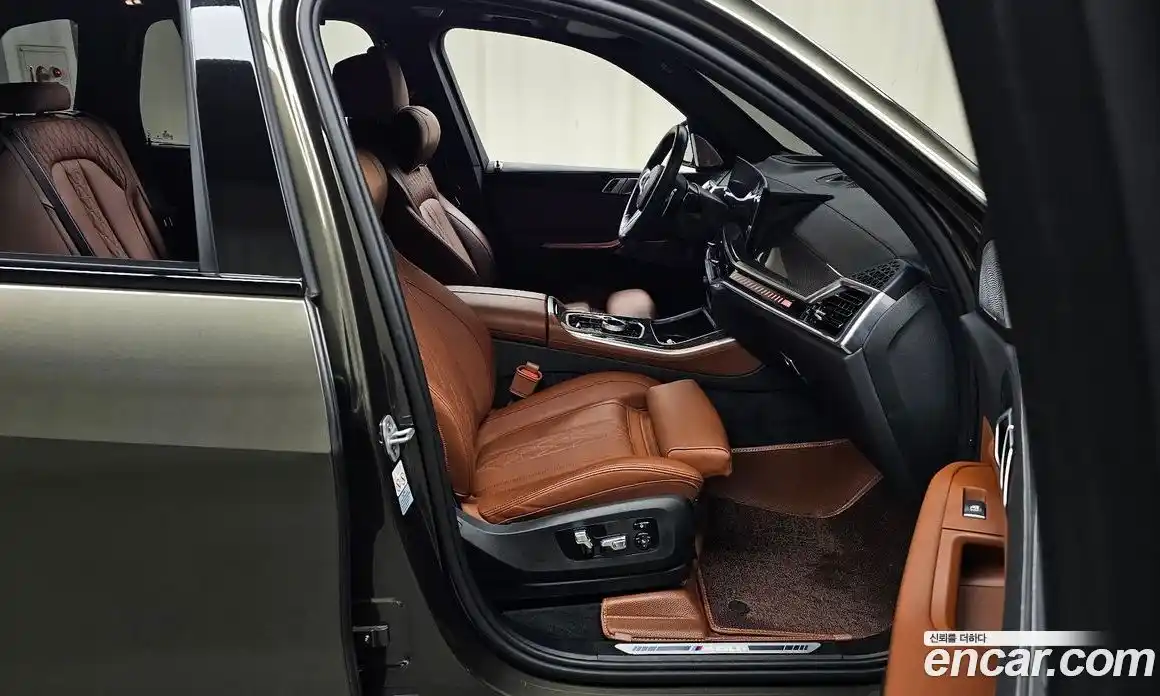 BMW X5 2024 4.4 Автомат в Москве № 157077, фото 20