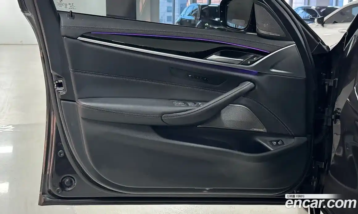 BMW 5-Series 2023 2.0 Автомат в Москве № 157699, фото 13